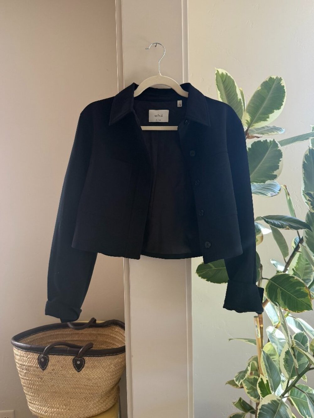 Aritzia Etiquette Cropped Black Blazer
